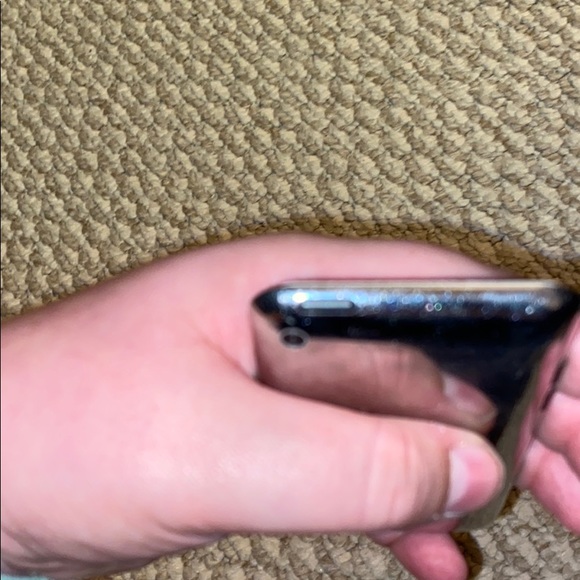 iPod touch - Picture 4 of 5